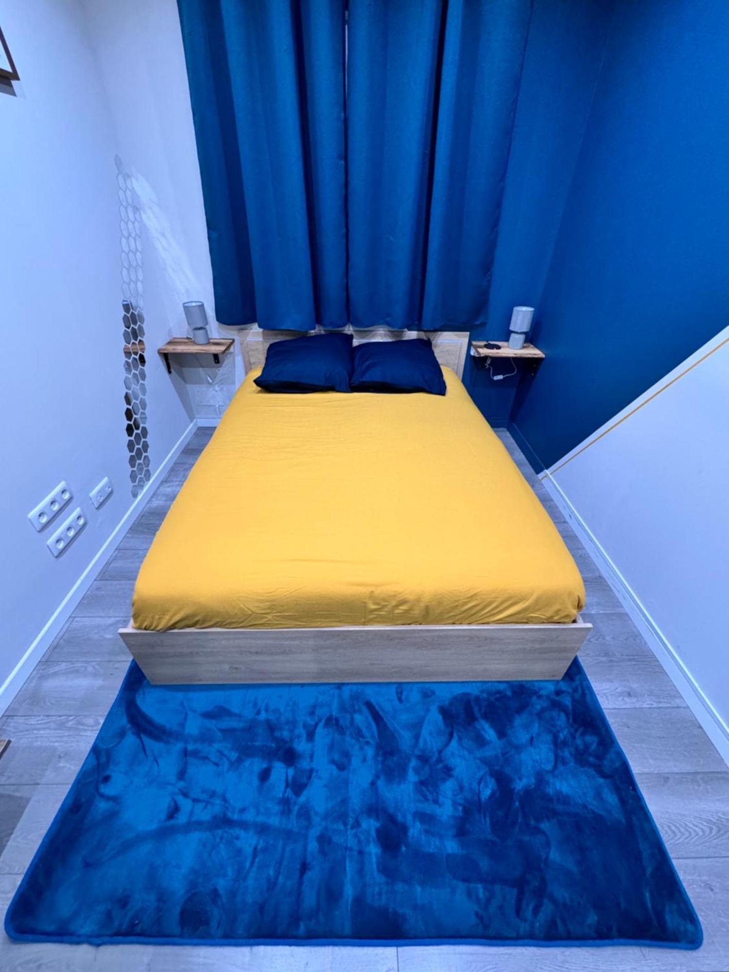 Worldroom Chambre Privee Avec Espace Commun Перпинян Екстериор снимка