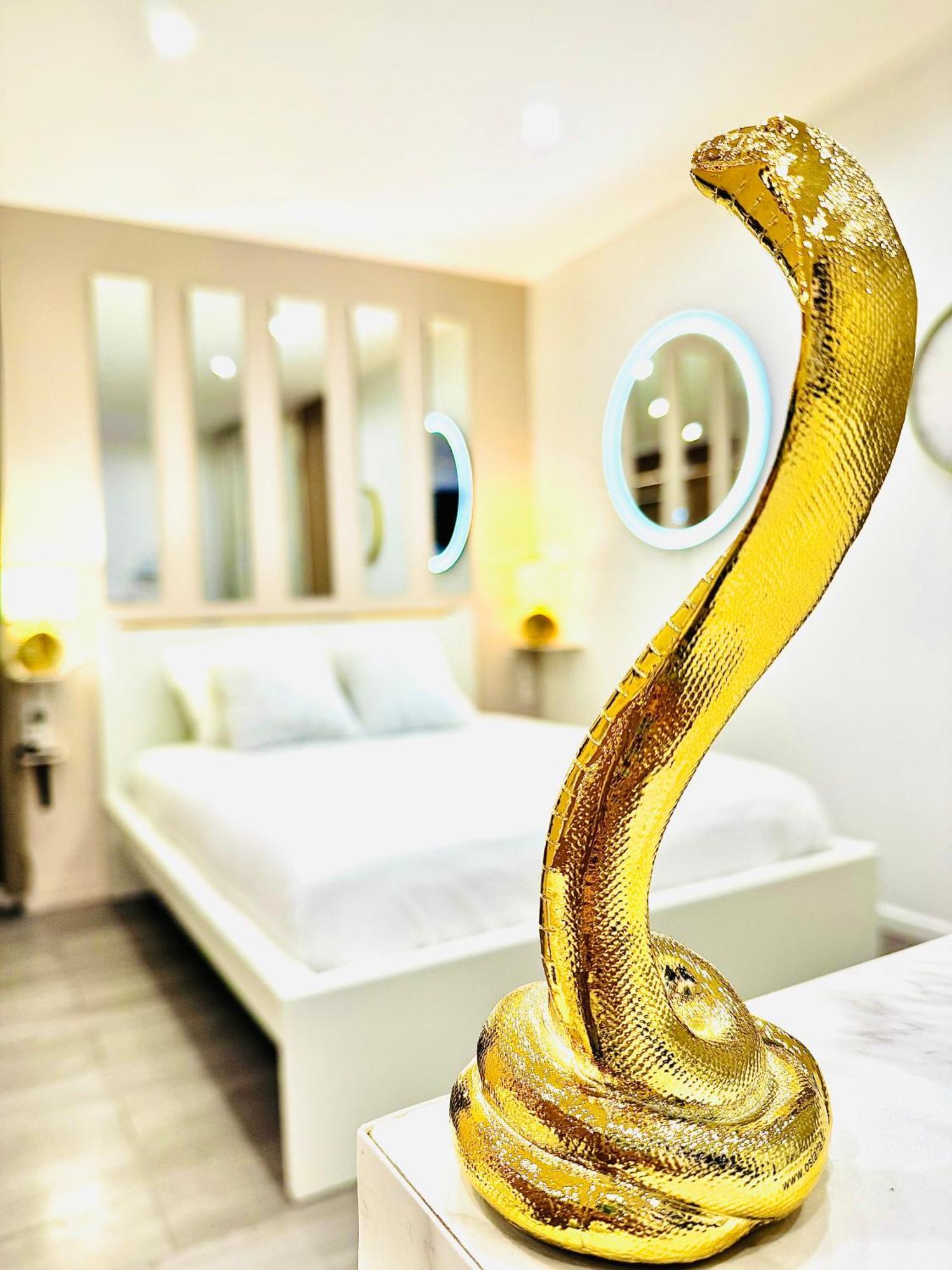 Worldroom Chambre Privee Avec Espace Commun Перпинян Екстериор снимка