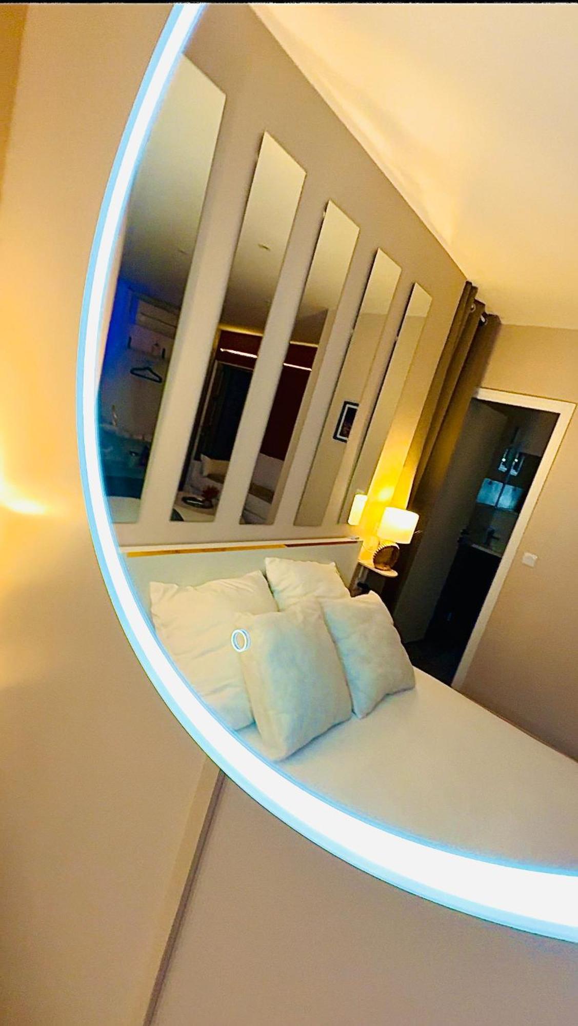 Worldroom Chambre Privee Avec Espace Commun Перпинян Екстериор снимка
